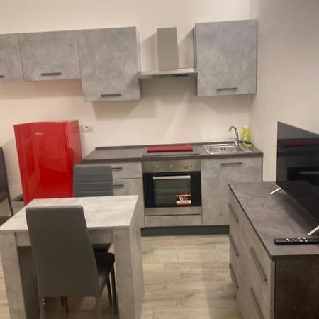 Senza Pensieri Residence Zero Carlo Urbino Крема Екстериор снимка