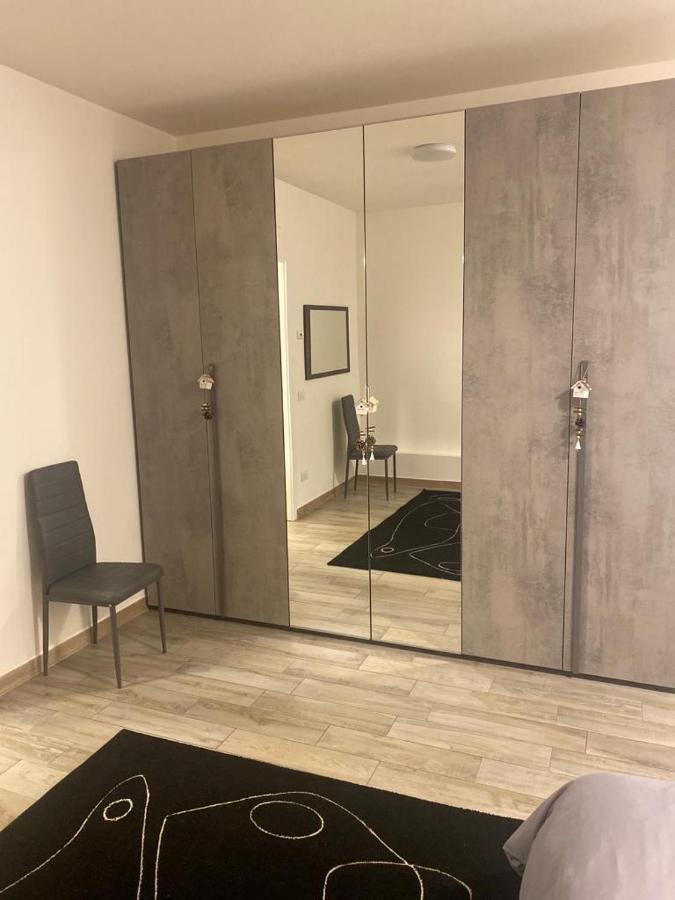 Senza Pensieri Residence Zero Carlo Urbino Крема Екстериор снимка